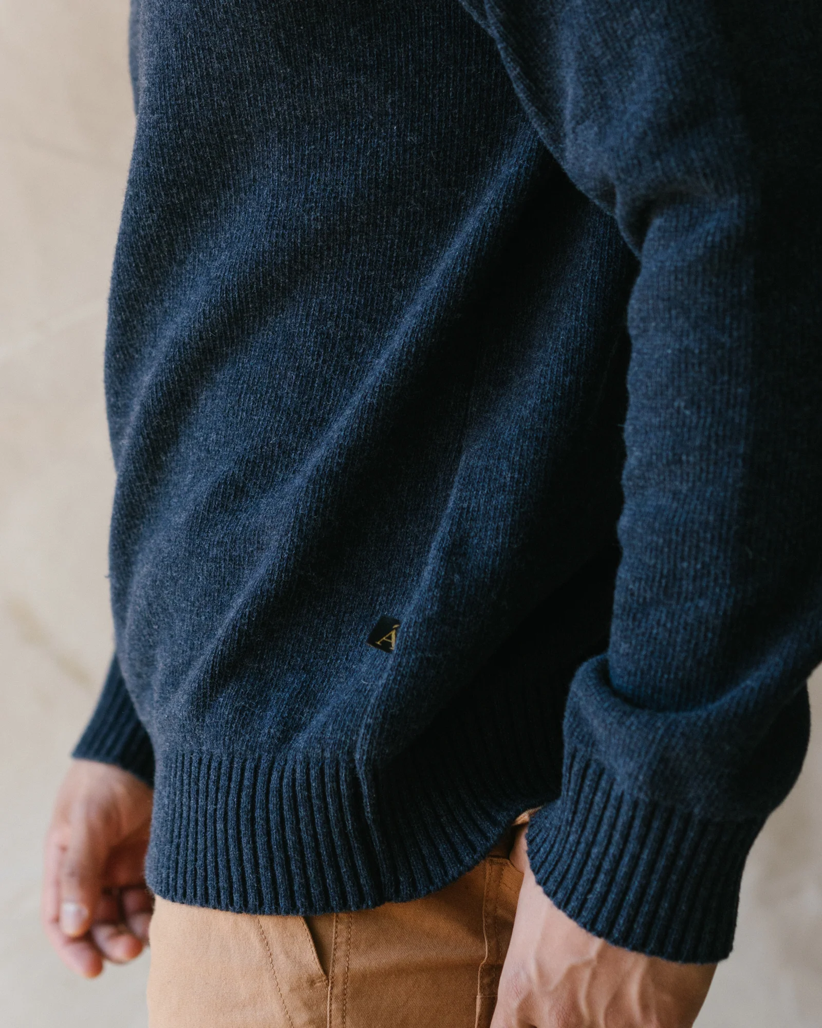 The Cashmino Crewneck - Image 26